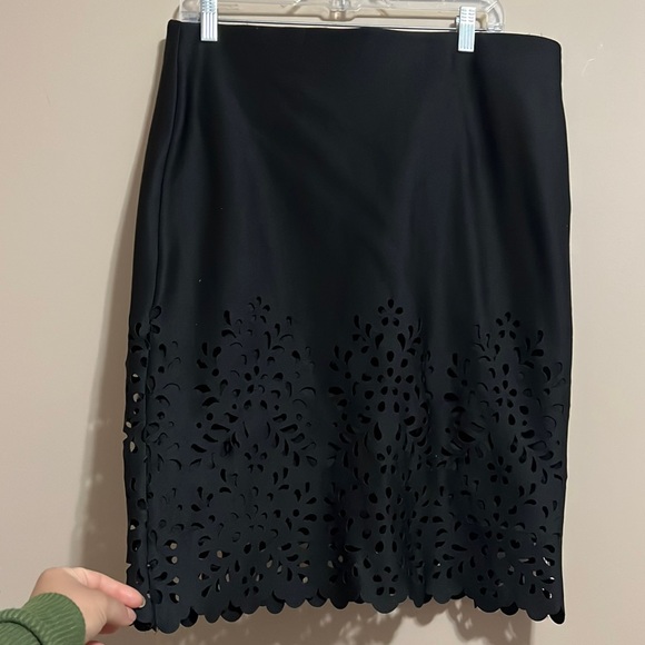 Nine West black lace skirt - size large - Picture 1 of 3